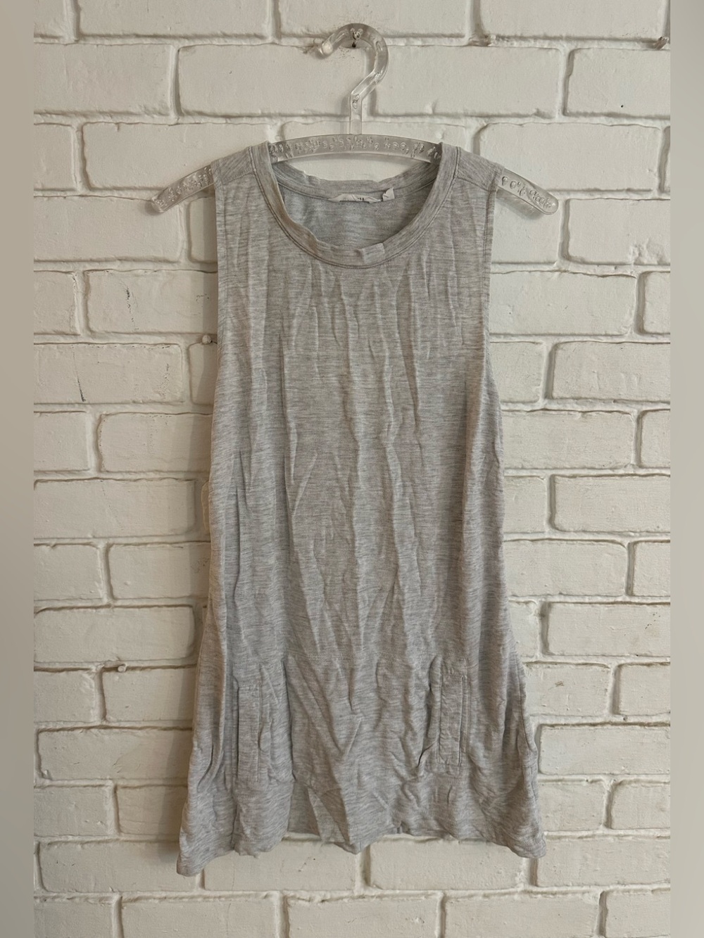 Athleta Light Gray Sleeveless Tank Top